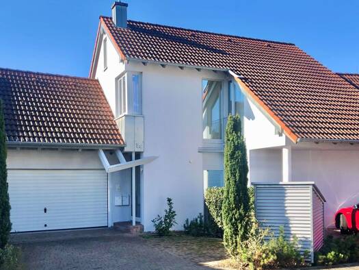 Wohnung zur Miete 1.630 € 5,5 Zimmer 163 m² Geschoss EG/1 frei ab sofort Meßmerstraße 8 Alzenau 63755