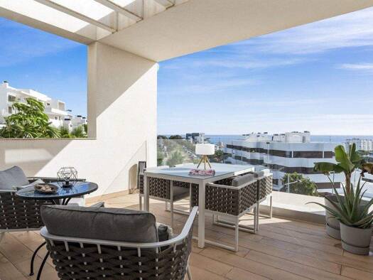 Wohnung zum Kauf 602.000 € 142 m² Estepona, Málaga