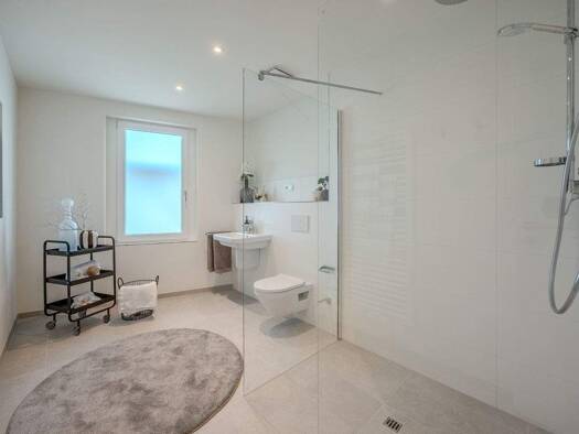 Wohnung zum Kauf - Neubau 910.000 € 3 Zimmer 98,4 m² Stresemannallee 59 Sachsenhausen Süd 60596
