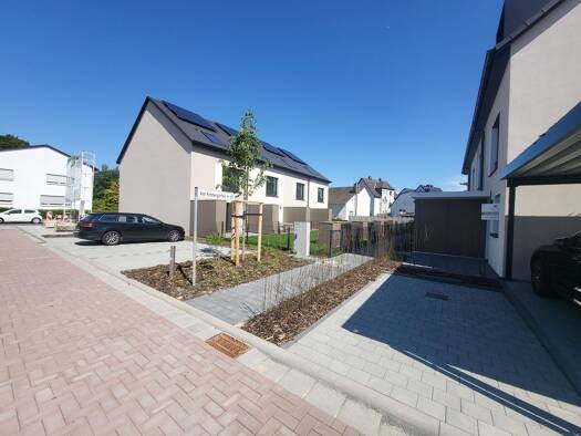 Haus zur Miete 2.320 € 5 Zimmer 145 m² Am Kindergarten Friedberg Friedberg 61169
