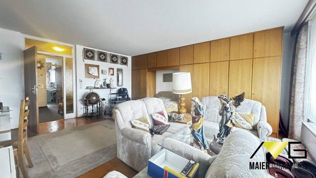 Wohnung zum Kauf 169.000 € 4 Zimmer 109 m² Lindenhof Oberndorf - Lindenhof 78727