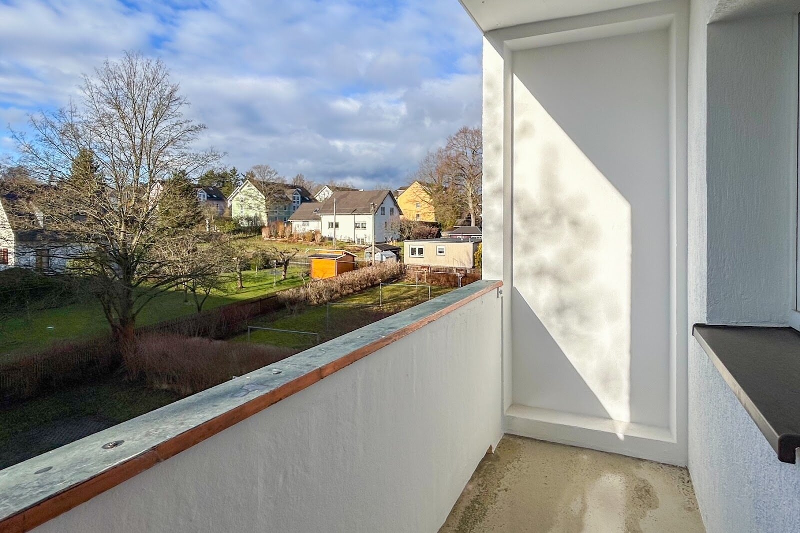 Wohnung zur Miete 245 € 2 Zimmer 45,5 m²<br/>Wohnfläche 1.<br/>Geschoss Friedrich-Schiller-Straße 32 Jößnitz Jößnitz 08547