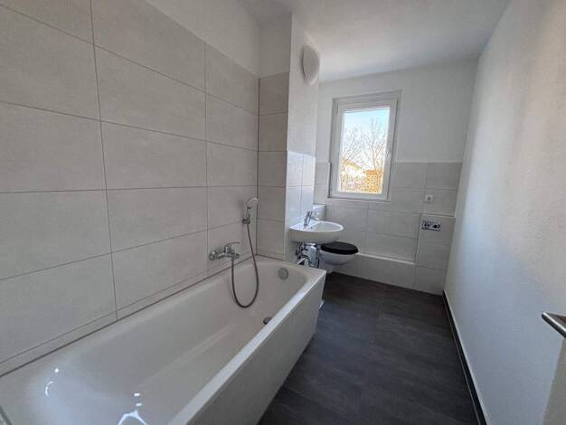 Wohnung zur Miete 352 € 2 Zimmer 51,8 m² 2. Geschoss Weinbergstraße 5 Eisenhüttenstadt 15890