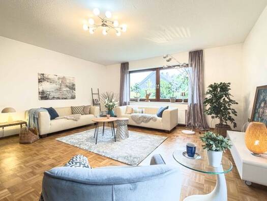 Einfamilienhaus zum Kauf 439.000 € 8 Zimmer 245 m² 1.262 m² Grundstück Hosüne Großenkneten 26197