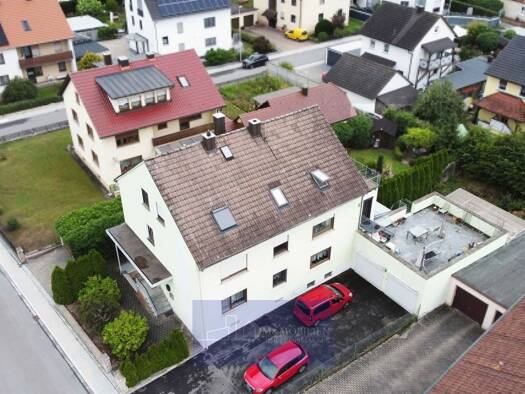 Wohnung zum Kauf 438.000 € 8 Zimmer 207,5 m² Adelsdorf 91325