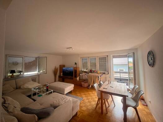 Wohnung zur Miete 900 € 4 Zimmer 101 m² Geschoss 3/4 frei ab 01.10.2026 Rimpar 97222