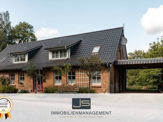Doppelhaushälfte zum Kauf 155.000 € 5 Zimmer 96 m² 393 m² Grundstück Kratzeburg 17237