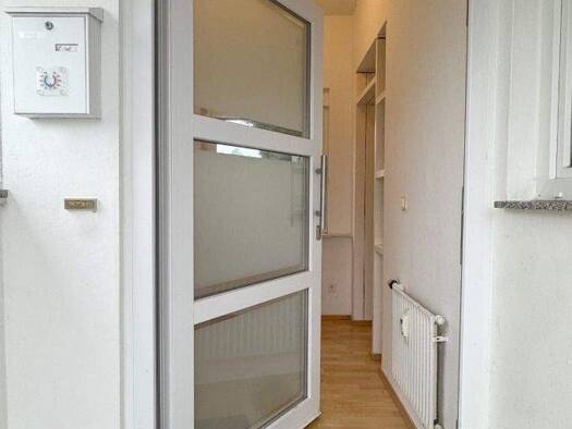 Wohnung zur Miete 580 € 2 Zimmer 70 m² Bad Driburg 33014