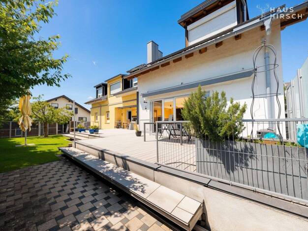 Haus zum Kauf 1.390.000 € 13,5 Zimmer 300 m² 810 m² Grundstück Aidlingen 71134