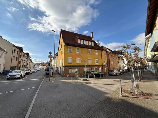 Haus zum Kauf 699.000 € 13 Zimmer 353,2 m² Tuttlingen 78532