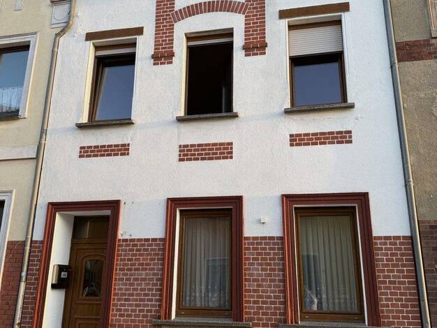 Reihenmittelhaus zur Miete 942 € 7 Zimmer 145 m² 243 m² Grundstück Ackerstraße 47 B Coswig Coswig (Anhalt) 06869
