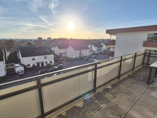 Wohnung zur Miete 1.350 € 4 Zimmer 125 m² 3. Geschoss Maichingen Sindelfingen / Maichingen 71069