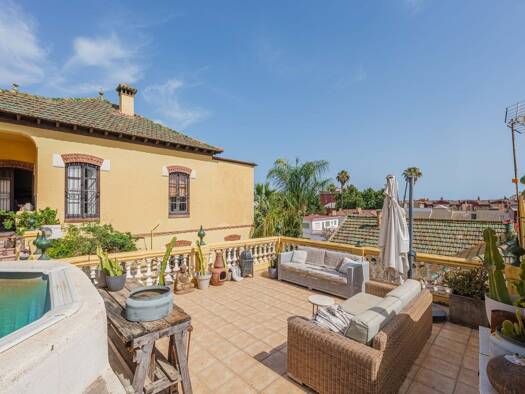 Haus zum Kauf 1.840.000 € 293 m² 773 m² Grundstück Málaga 29001