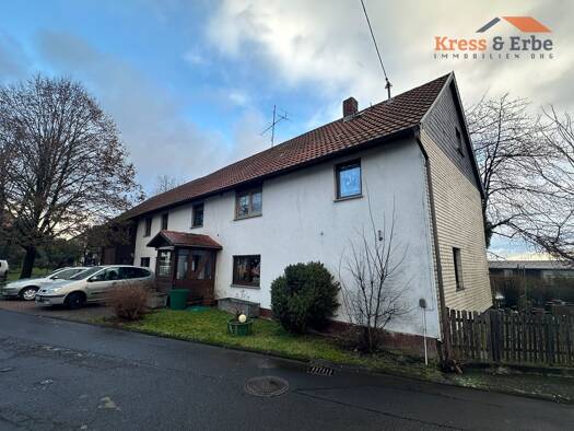 Mehrfamilienhaus zum Kauf 300.000 € 9 Zimmer 285 m² 1.369 m² Grundstück Gunzenau Freiensteinau / Gunzenau 36399