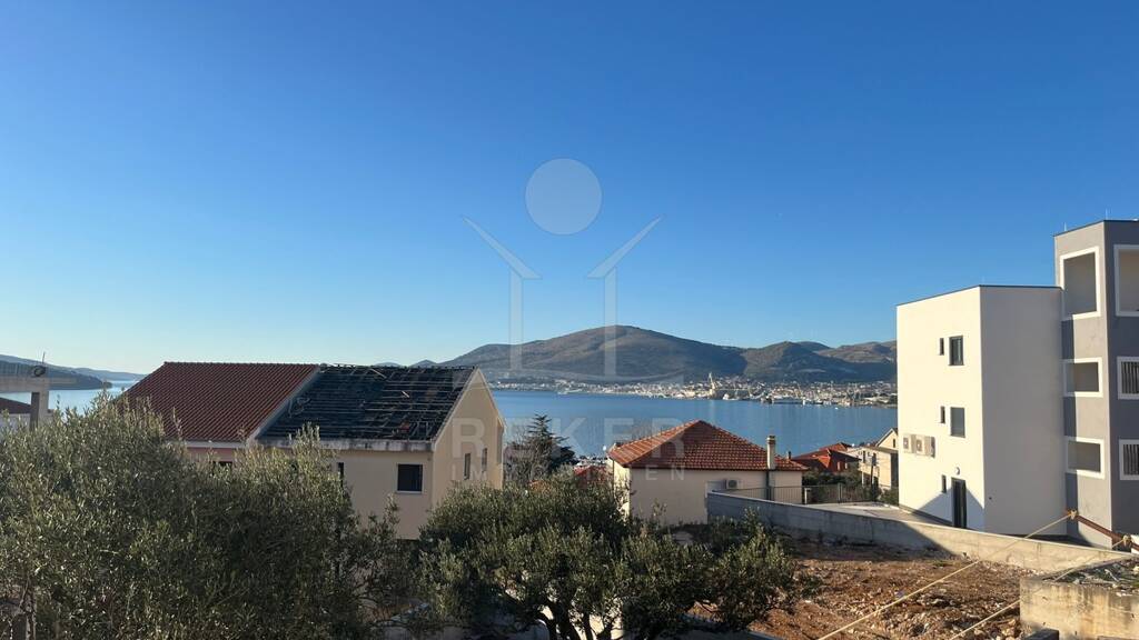 Doppelhaushälfte zum Kauf 490.000 € 4 Zimmer 121 m² 377 m² Grundstück Trogir 21220