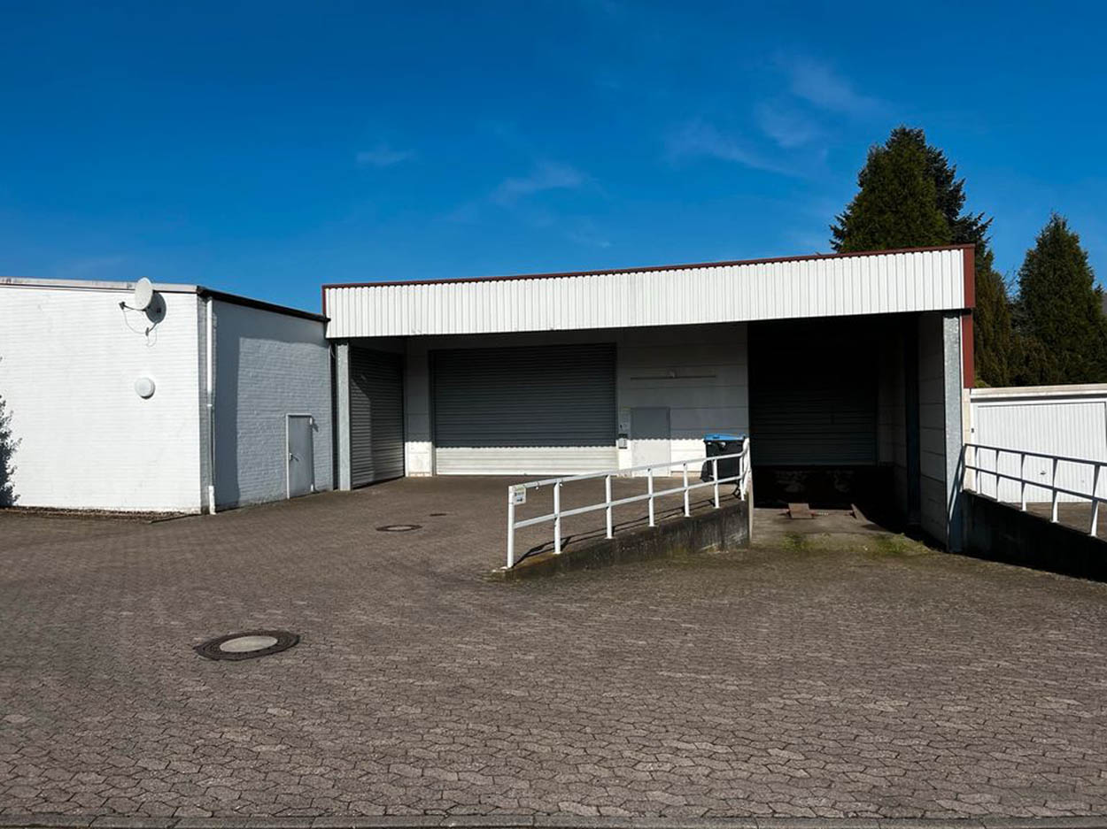 Lagerhalle zur Miete 4 € 1.396 m²<br/>Lagerfläche ab 450 m²<br/>Teilbarkeit Werl - Aspe Bad Salzuflen 32108