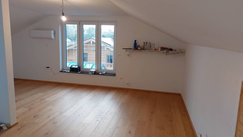 Wohnung zur Miete 720 € 1 Zimmer 40 m² 2. Geschoss frei ab 01.05.2026 Nicklheim Raubling 83064