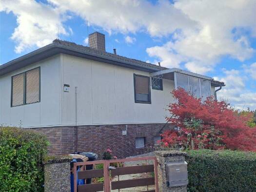 Einfamilienhaus zum Kauf 395.000 € 6 Zimmer 152,8 m² 922 m² Grundstück Neuwiedermus Ronneburg-Neuwiedermus 63549