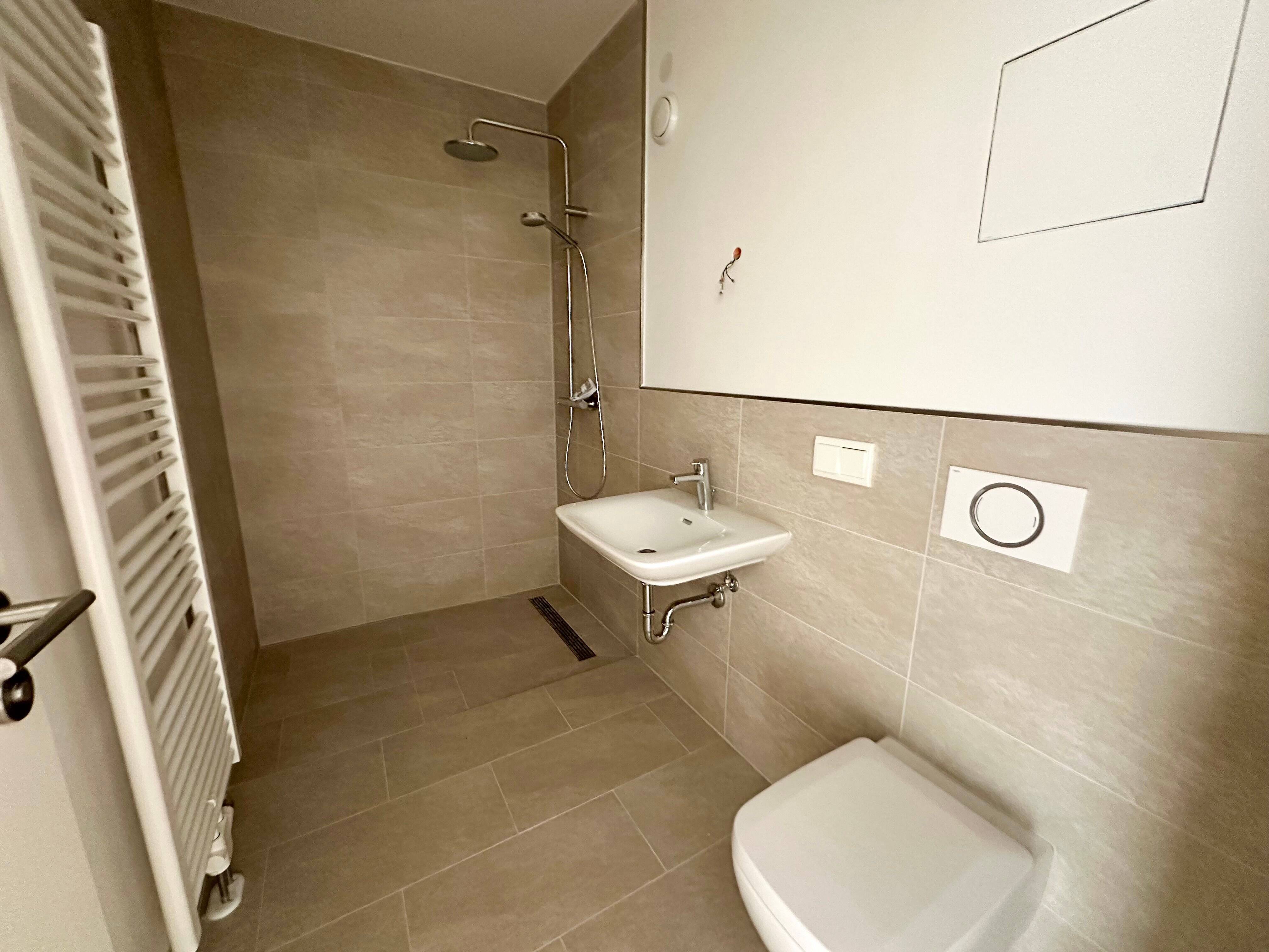 Property thumbnail 16