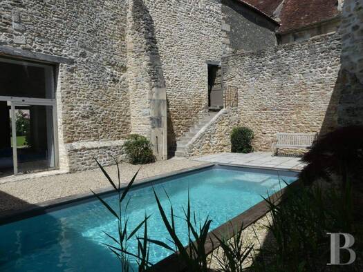 Reihenmittelhaus zum Kauf 490.000 € 9 Zimmer 320 m² 913 m² Grundstück Varzy 58210