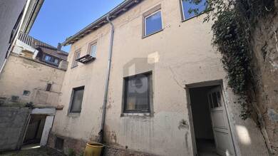 Mehrfamilienhaus zum Kauf 175.000 € 7 Zimmer 185 m² 199 m² Grundstück Innenstadt Crailsheim 74564