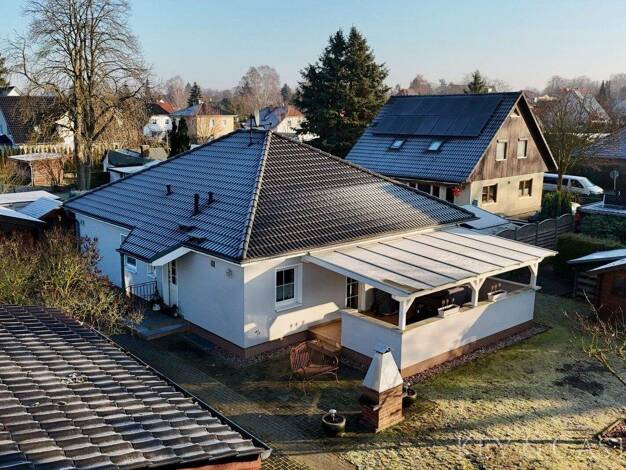 Einfamilienhaus zum Kauf 625.000 € 7 Zimmer 117 m² 670 m² Grundstück Hohen Neuendorf 16540