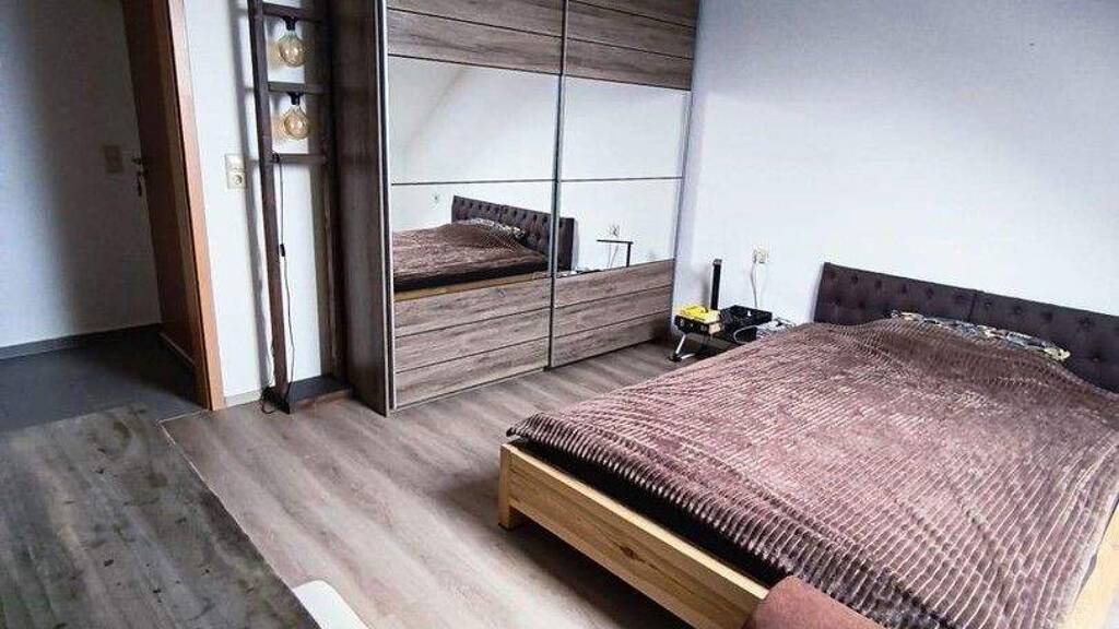 Wohnung zur Miete 650 € 3 Zimmer 77 m² 2. Geschoss frei ab sofort Rot am See Rot Am See 74585