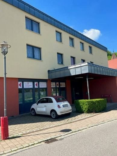 Ladenfläche zur Miete provisionsfrei 575 € 3 Zimmer 69 m²<br/>Verkaufsfläche Bahnhofstraße 2 Solnhofen Solnhofen 91807