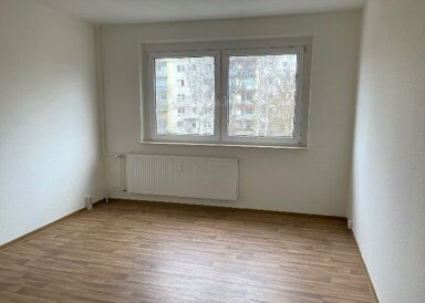 Wohnung zur Miete 240 € 2 Zimmer 48,3 m² 2. Geschoss frei ab 01.01.2025 Hermann-Duncker-Straße 7 Oschersleben Oschersleben 39387