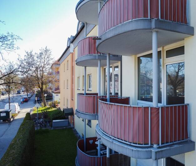 Studio zum Kauf 175.000 € 1 Zimmer 38 m² 1. Geschoss Ost, Kobel 372 Rosenheim 83022