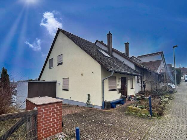 Doppelhaushälfte zum Kauf 395.000 € 5 Zimmer 130,5 m² 296 m² Grundstück Großkarlbach 67229