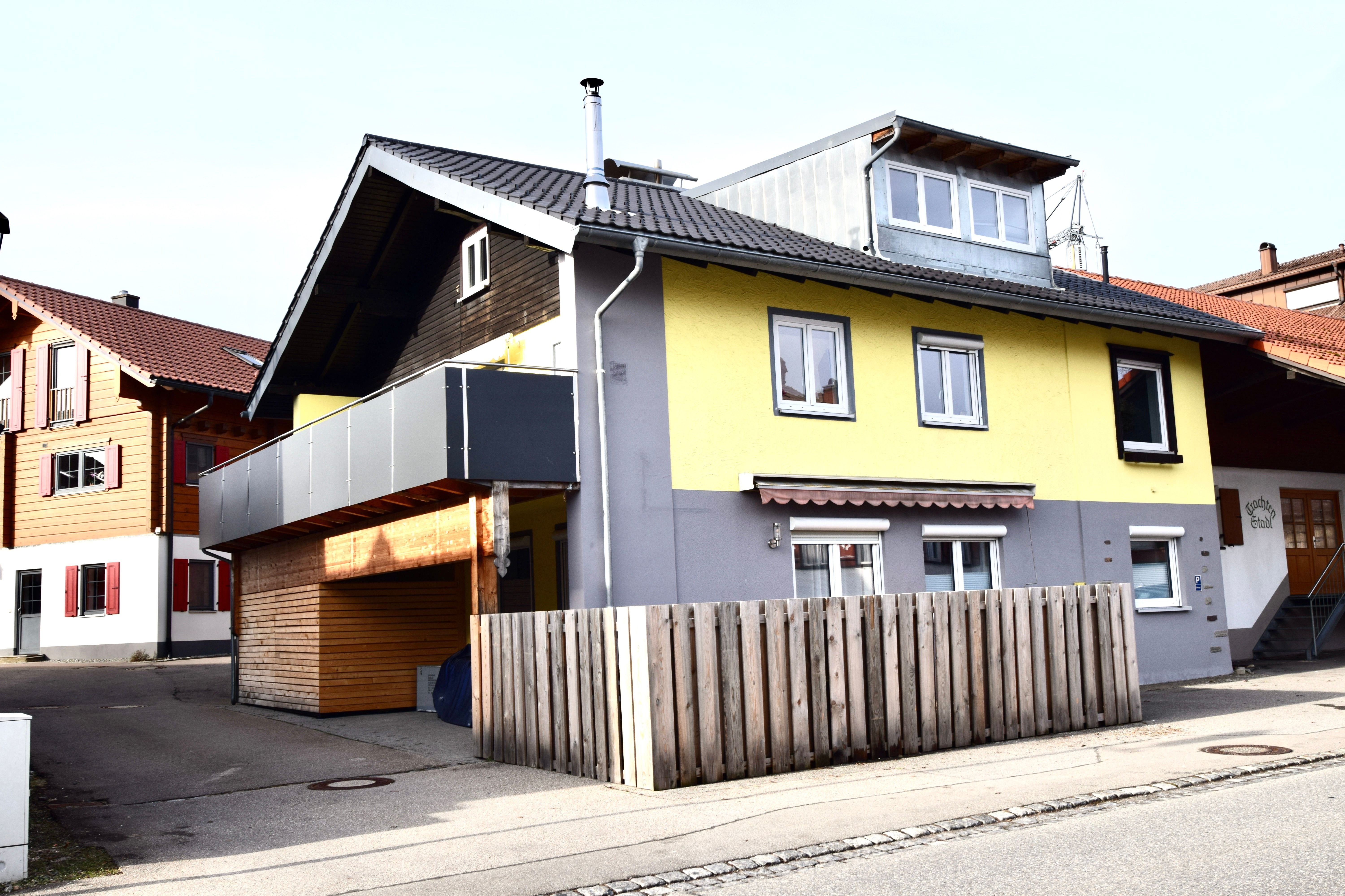 Mehrfamilienhaus zum Kauf 590.000 € 8 Zimmer 185 m²<br/>Wohnfläche 290 m²<br/>Grundstück Oberreute 88179