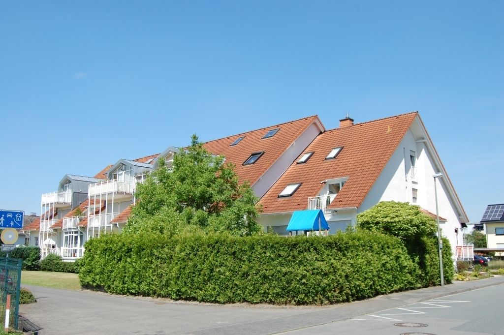 Wohnung zum Kauf provisionsfrei 300.000 € 3 Zimmer 92 m²<br/>Wohnfläche 1.<br/>Geschoss 01.04.2025<br/>Verfügbarkeit An der Kapelle 35 Schloß Neuhaus Paderborn 33104