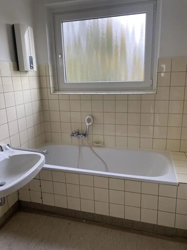 Wohnung zur Miete 700 € 2 Zimmer 58 m² frei ab sofort Paracelsusstraße 17 Pennenfeld Bonn 53177