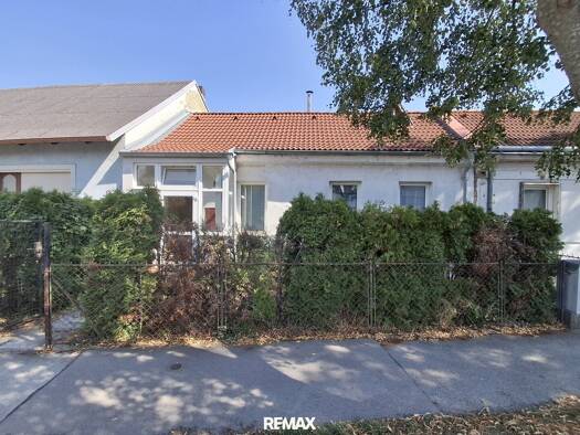 Einfamilienhaus zum Kauf 199.000 € 3,5 Zimmer 99 m² 402 m² Grundstück frei ab 01.02.2027 Gramatneusiedl 2440