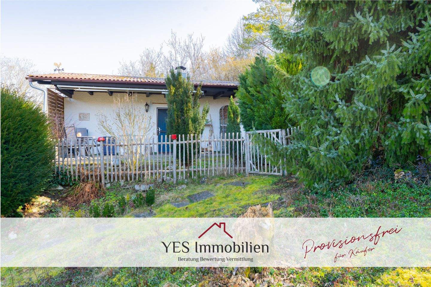 Immobilie in Treuchtlingen - Idyllisches Wochenendhaus am Waldrand - großes Grundstück mit Obstbäumen und Talblick - Bild 0