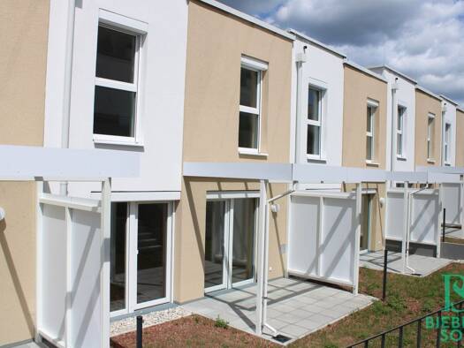 Reihenmittelhaus zur Miete 1.055 € 4 Zimmer 101,8 m² Neunkirchen 2620