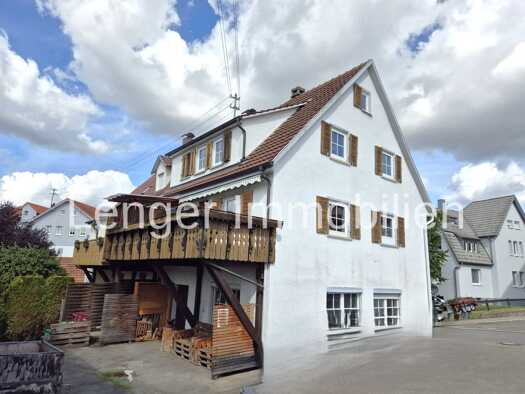 Doppelhaushälfte zum Kauf 220.000 € 4,5 Zimmer 135 m² 231 m² Grundstück Hechingen Hechingen 72379
