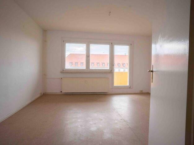 Wohnung zur Miete 505 € 4 Zimmer 76,4 m² 3. Geschoss Röpersdorfer Straße 11 Prenzlau 17291