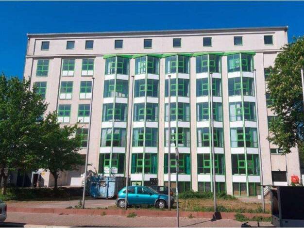 Mehrfamilienhaus zum Kauf provisionsfrei 8.580.000 € 100 Zimmer 8.205 m² 3.026 m² Grundstück Landsberger Straße 16 Freiimfelde Halle 06112