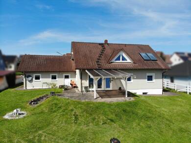 Einfamilienhaus zum Kauf 383.000 € 7 Zimmer 167 m² 988 m² Grundstück Tanzfleck Freihung 92271