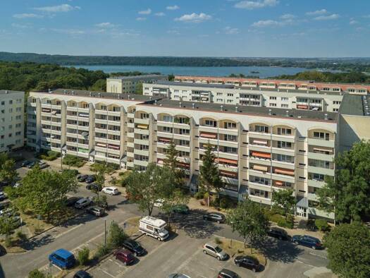 Wohnung zur Miete 411 € 3 Zimmer 62,9 m² 3. Geschoss frei ab 01.11.2026 Eichenstraße 6 Lindenberg Neubrandenburg 17033