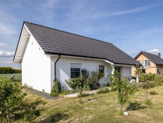 Einfamilienhaus zum Kauf 189.000 € 3 Zimmer 86 m² 940 m² Grundstück Chojnow 59225