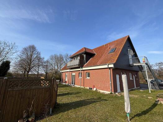 Mehrfamilienhaus zum Kauf 399.000 € 10 Zimmer 179 m² 1.241 m² Grundstück Lütjenbrode Großenbrode 23775