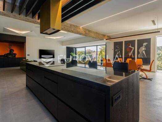 Wohnung zum Kauf - Erstbezug 2.250.000 € 3 Zimmer 299 m² 1. Geschoss Rovinj Rovinj 52210