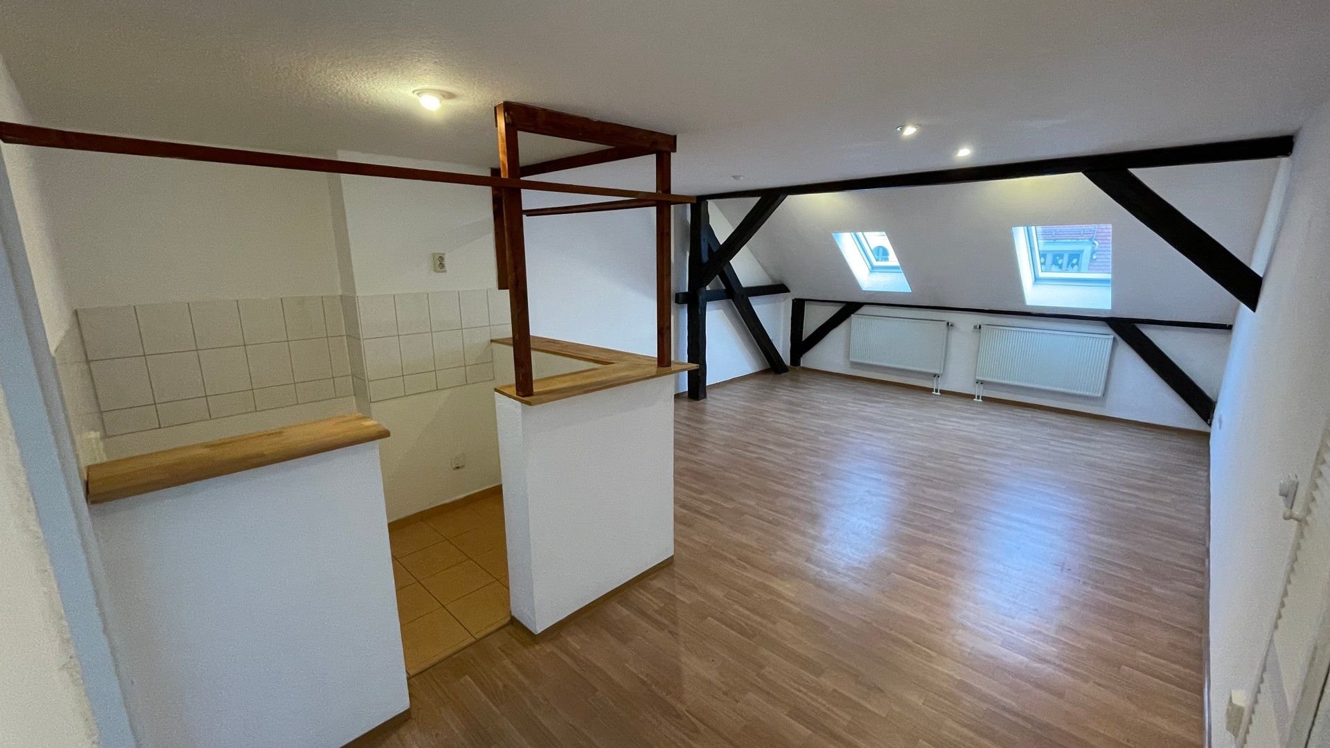 Wohnung zur Miete 275 € 2 Zimmer 55 m²<br/>Wohnfläche 4.<br/>Geschoss Berliner Str. 44 Innenstadt Görlitz 02826