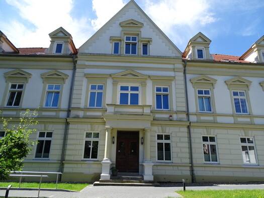 Wohnung zur Miete 450 € 2 Zimmer 41,6 m² frei ab 01.10.2026 Bergen Bergen auf Rügen 18528