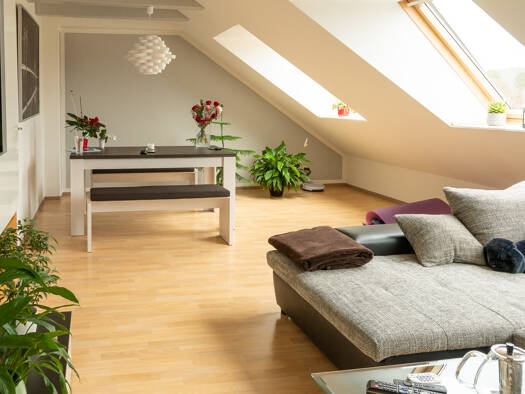 Wohnung zur Miete 650 € 3 Zimmer 76 m² Geschoss 2/3 frei ab 01.05.2026 Großhabersdorf 90613