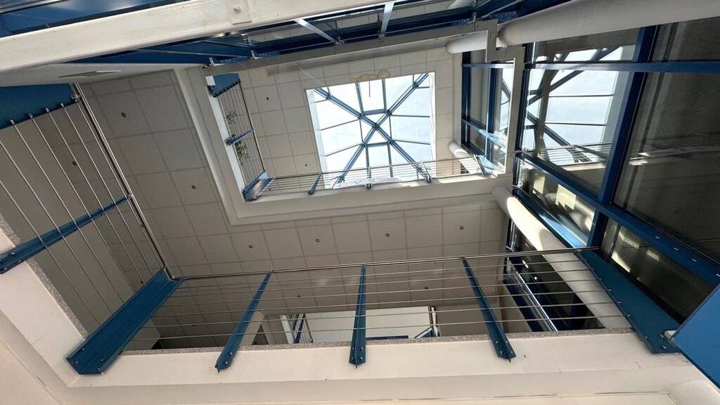 Büro zur Miete provisionsfrei 3 Zimmer 135,4 m² Bürofläche Industriehafen Mannheim 68169