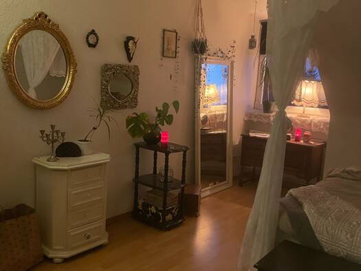 Wohnung zur Miete 450 € 4,5 Zimmer 150 m² Geschoss 4/4 frei ab 01.01.2026 Eller Düsseldorf 40229